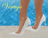 Pumps pointed white