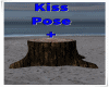 Tree stump + Kiss Pose