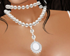 Diamonds & Pearls Neckla