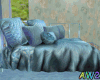 PillowFight&KissesDayBed