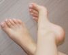 Manucure Small bare feet