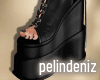 [P] Niss black boots