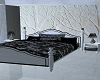 WHITE/BLACK BED