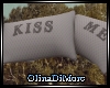 (OD) Kiss me pillows