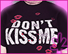 kiss me M