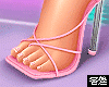 🅉 - Pink Heels