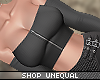 £. Zipped Black
