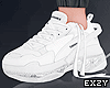 ✖ White/B Sneakers.