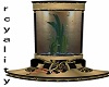 Royality Fishtank/lounge