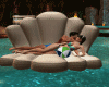 Z} Shell Float Kiss