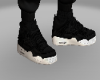 blk sneakers
