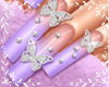 nails lilac mariposa