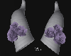 White horns Lav flowers