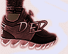 K♛-Y-3 Kicks R. M&F