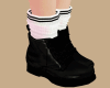 𝐼𝑧,Boots+Socks