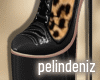 [P] Andra leopard boots