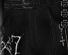 ✠