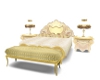 poseless antique bed