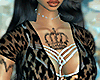 Leona Outfit.