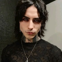 Guest_Leowick2
