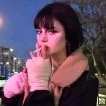 Guest_FarahLoulou