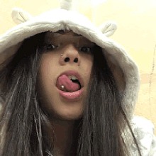 Yzyi