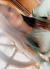 Guest_Cheychey9