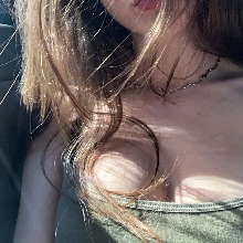 Guest_Onmykarina