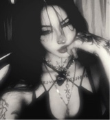 Guest_EllysPendragon
