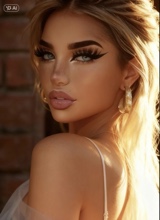 lucygoldrose