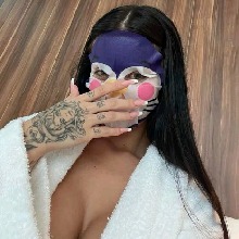 Guest_EvelyMikaelly