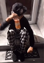 Guest_lxcz