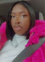 Guest_HollyJames1