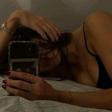 Guest_Clara0671