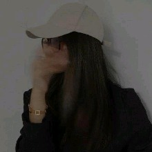 Guest_Clara0671