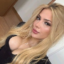 Guest_Elaisa19