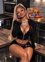 Guest_Queena410