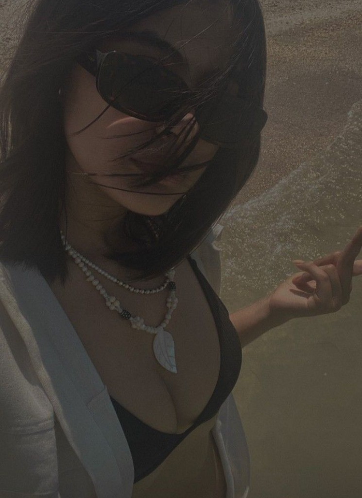 Guest_Sinem7