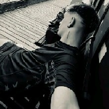 Guest_Ayrozz