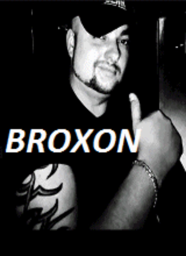 BroXoN