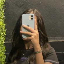 Guest_Luana804714