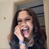 ITzLiaNna