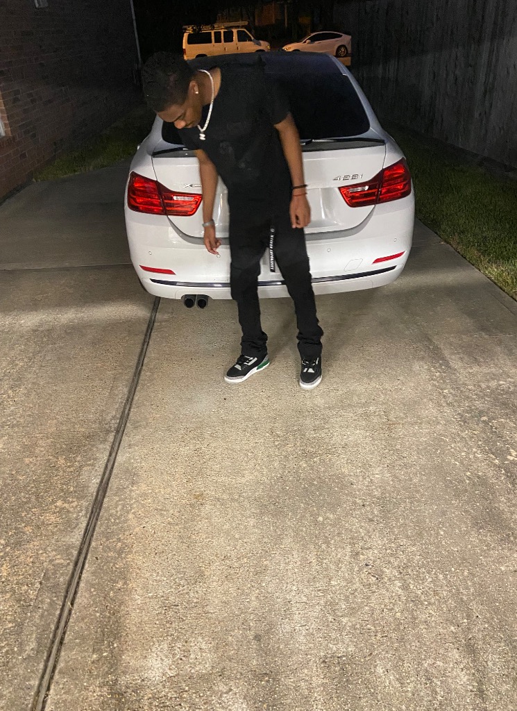 Guest_ZeeWayBitch
