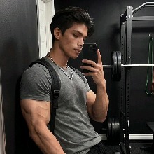 Guest_Akanda4