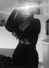 Guest_Selena486974