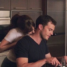 Guest_Christiangrey12