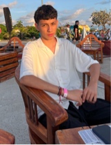 Guest_Zoemantquilla
