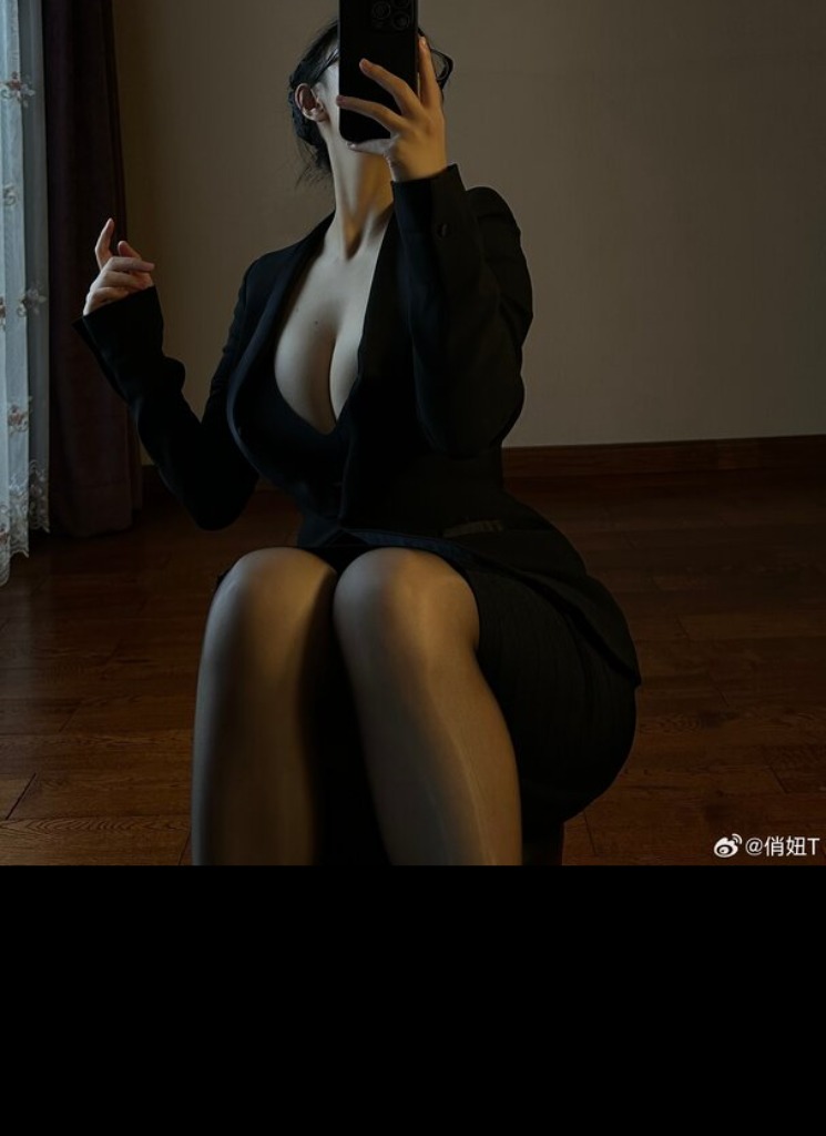 Guest_DiorsXiu