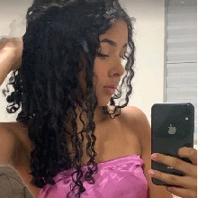 Guest_Luana0195