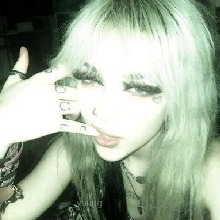 Guest_dizzypastelred1220